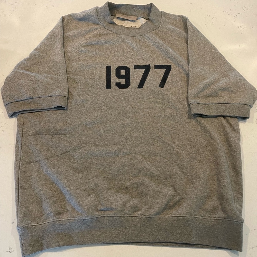 Fear Of God Essentials 1977 Short Sleeve Sweatshirt